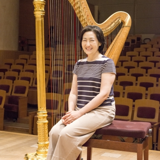 吉野　直子（ハープ）